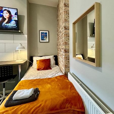 Limpenny Studio - Cityscape Cozy Corner Nottingham Exterior foto